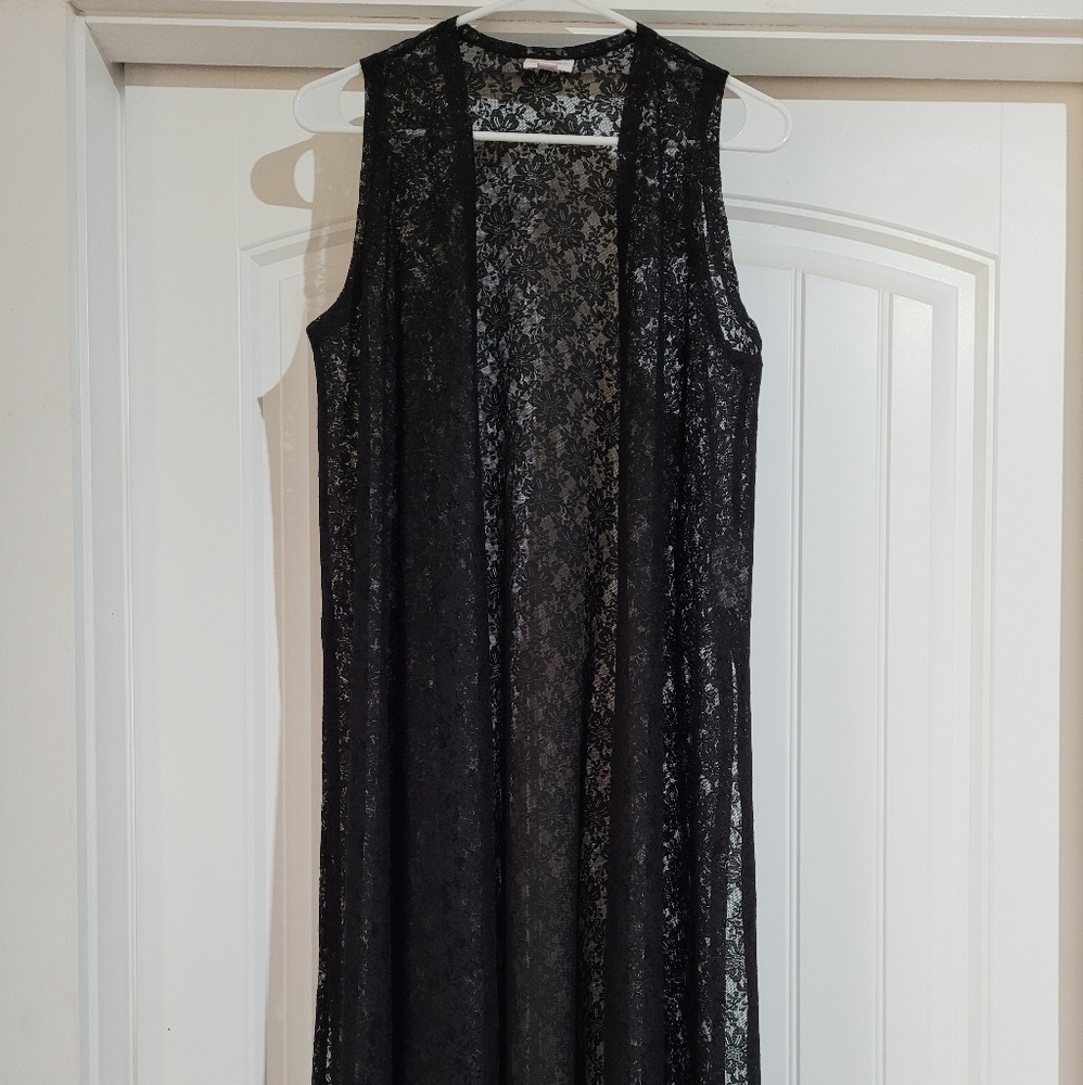 Lularoe size small black lace Joy NWT